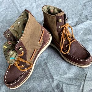 Sperry Peak Blvd Lace Up Suede Boots